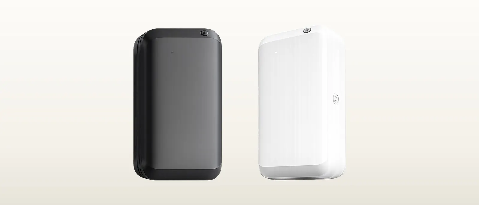 Scent Up SU-500L wall-mounted scent diffuser in black and white